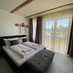 Aparthotel Platán 4*