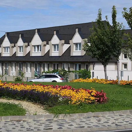 Appart hôtel Platan Apartmanhaz