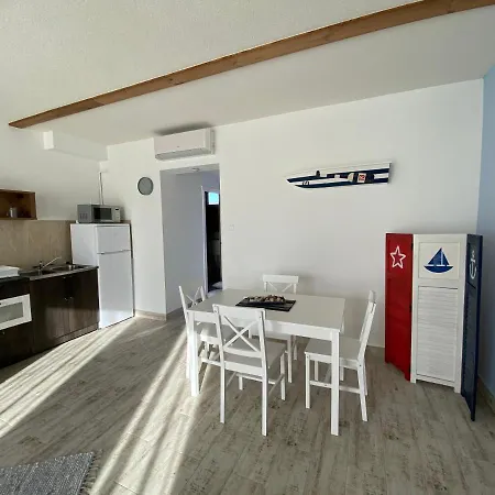 Platan Apartmanhaz 아파트호텔