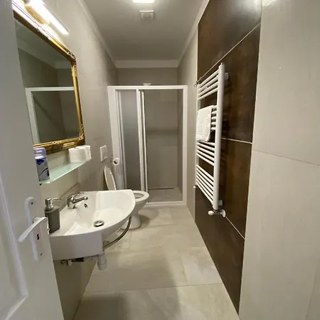 Platan Apartmanhaz Appart hôtel Balatongyörök