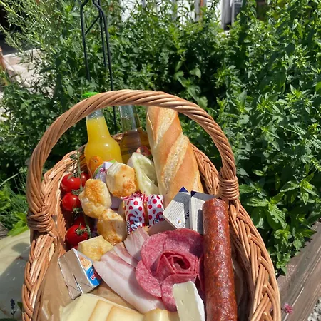 Platan Apartmanhaz Aparthotel