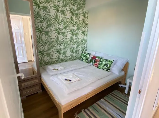 Platan Apartmanhaz Aparthotel 4*