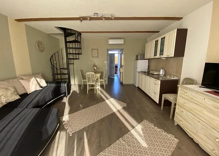 Aparthotel Platan Apartmanhaz Balatongyörök