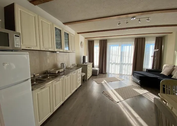 Platan Apartmanhaz 4*