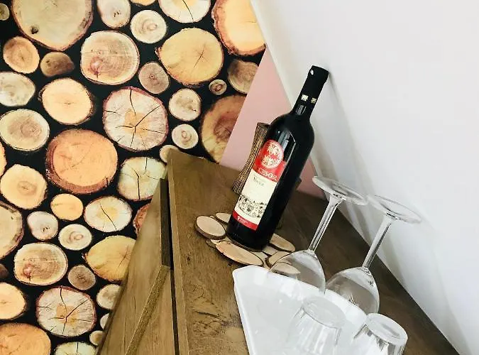 Platan Apartmanhaz מלון דירות 4*