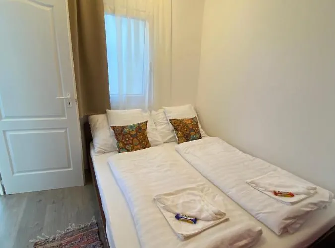 Platan Apartmanhaz Balatongyörök