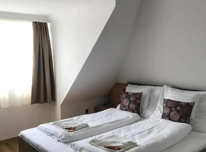 Aparthotel Platan Apartmanhaz 4*