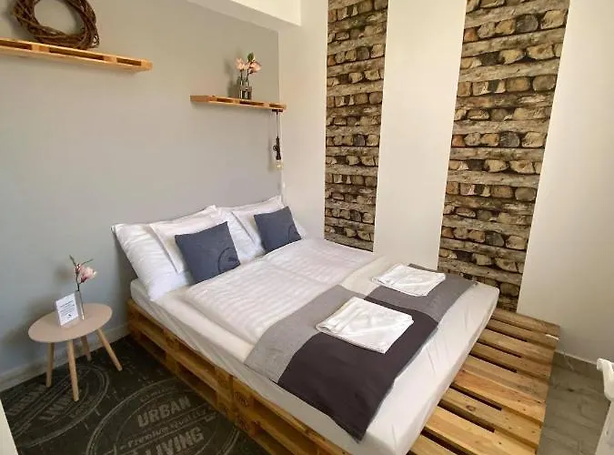 Platan Apartmanhaz