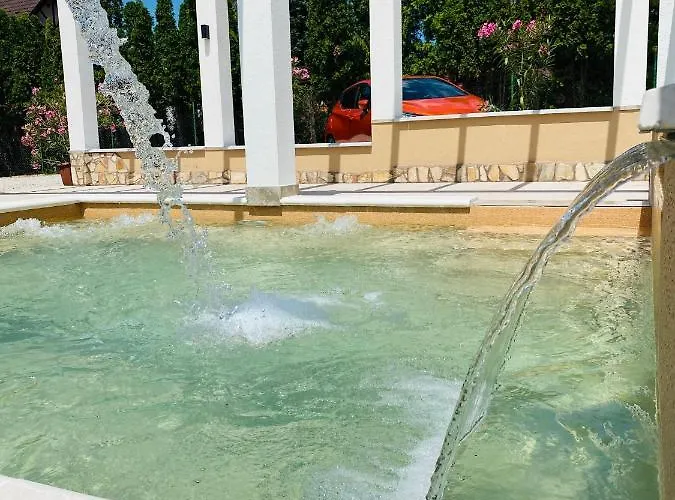 Platan Apartmanhaz 4* Balatongyörök