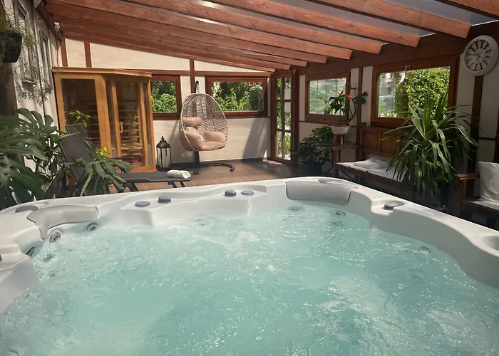 Platan Apartmanhaz 4* Balatongyörök